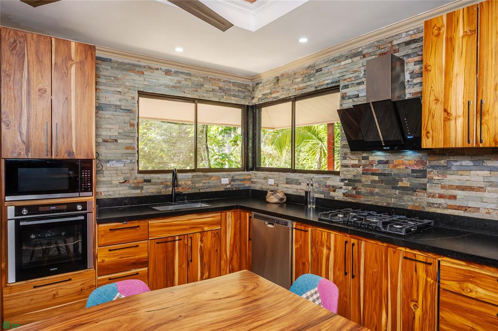 Cornett Retreat: High-Performing Multi-Unit Investment Near Playa Grande 