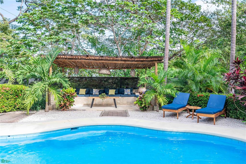 Cornett Retreat: High-Performing Multi-Unit Investment Near Playa Grande 
