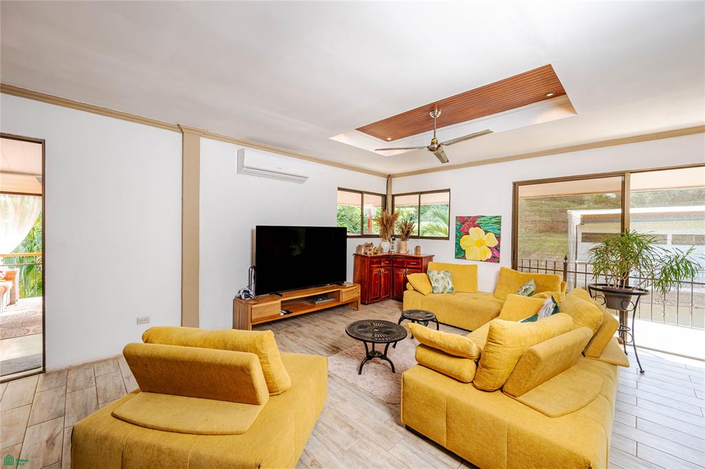 Cornett Retreat: High-Performing Multi-Unit Investment Near Playa Grande 