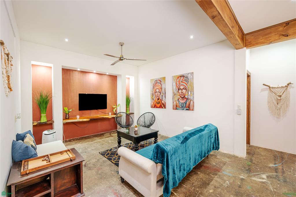 Cornett Retreat: High-Performing Multi-Unit Investment Near Playa Grande 