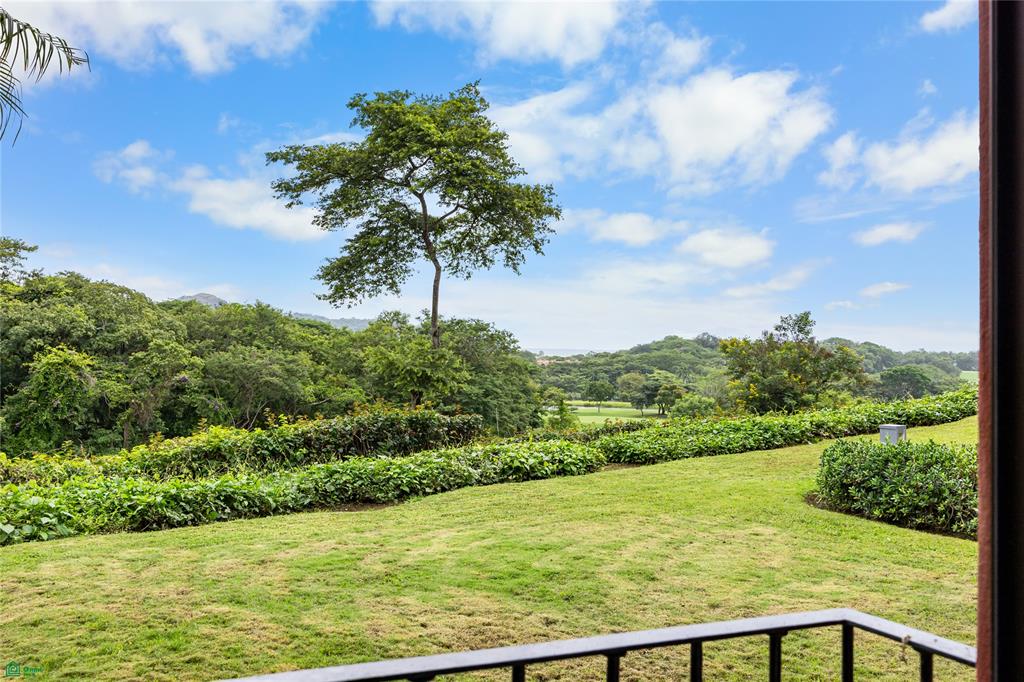 Bougainvillea 8101: Luxury Living with Ocean and Golf Views in Reserva Conchal