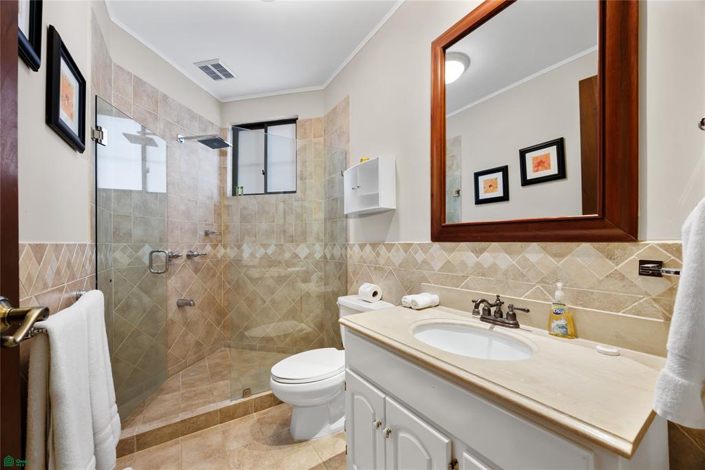 Bougainvillea 8101: Luxury Living with Ocean and Golf Views in Reserva Conchal
