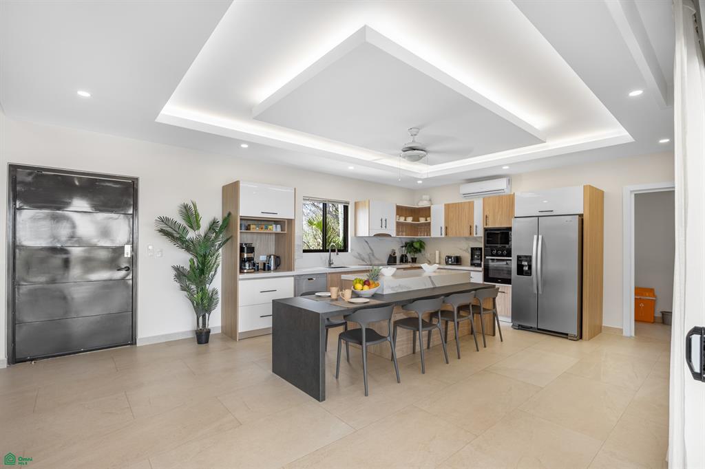 Villa Chiric: Luxury Hilltop Villa with Breathtaking Ocean Views