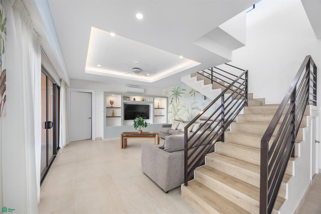 Villa Chiric: Luxury Hilltop Villa with Breathtaking Ocean Views