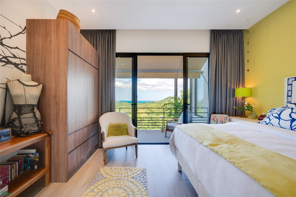 Casa Dos Lunas: Private Estate with Panoramic Ocean Views