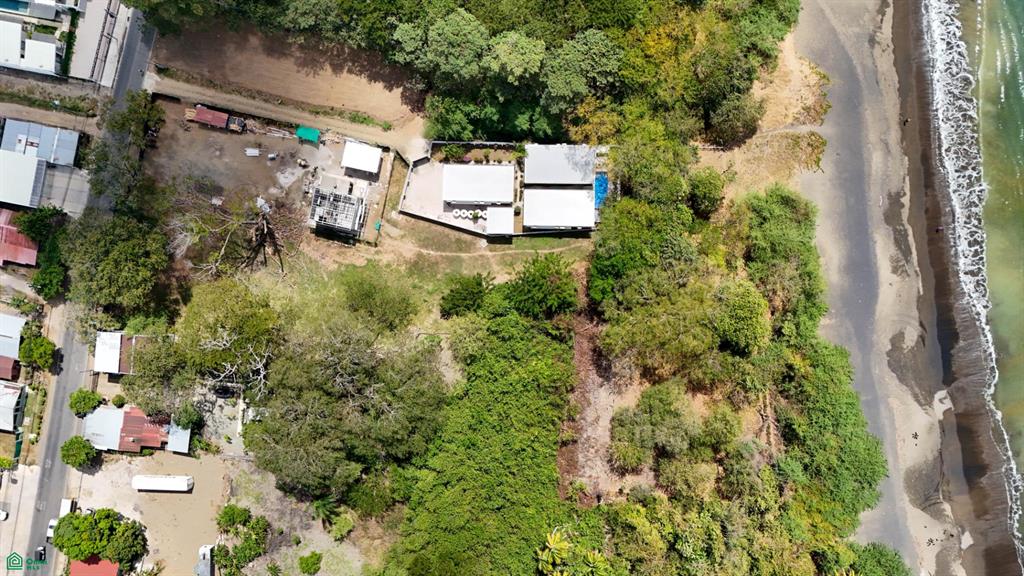 Lot Potrero: Titled Beachfront Development 