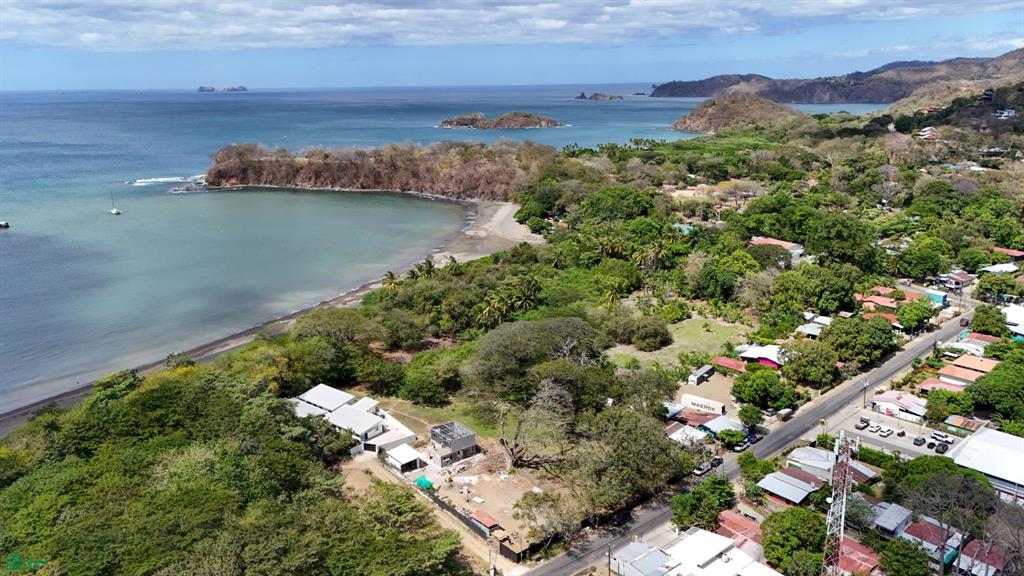 Lot Potrero: Titled Beachfront Development 