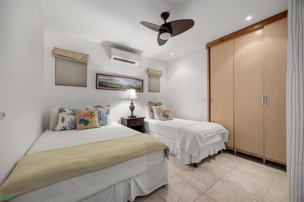 El Destino 1A: Turnkey Oceanfront Living in Surfside 