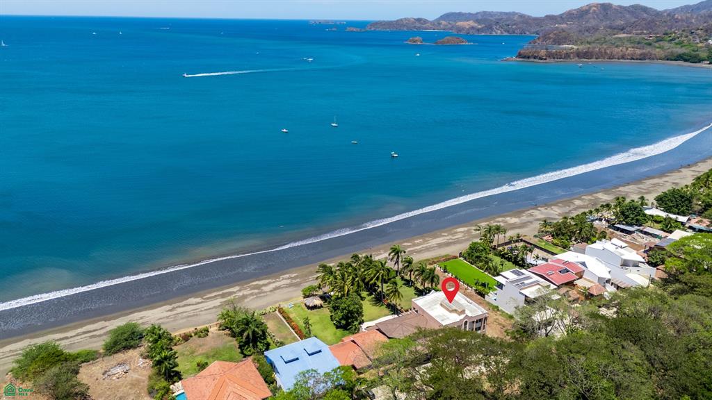 El Destino 1A: Turnkey Oceanfront Living in Surfside 