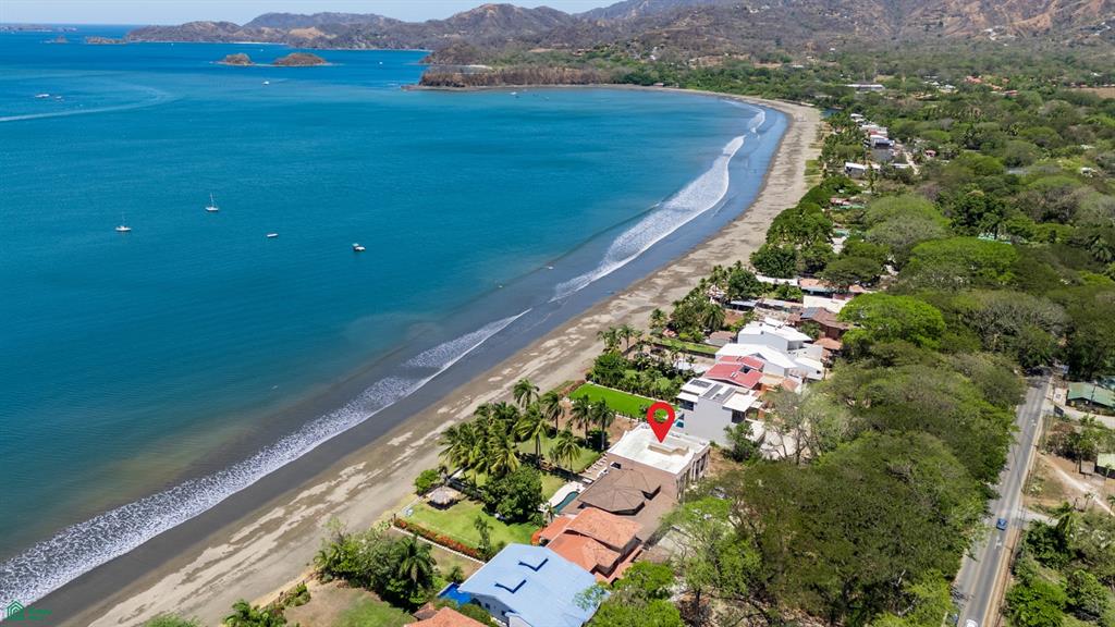 El Destino 1A: Turnkey Oceanfront Living in Surfside 