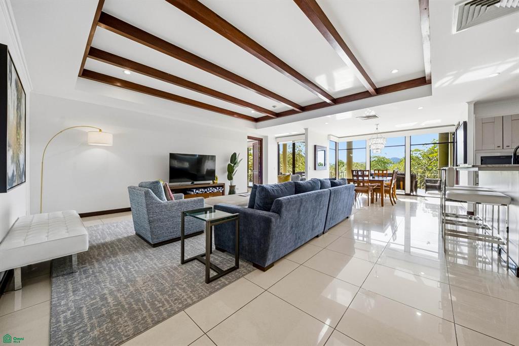Carao T2-2: 3BR Condo with Renovated Interiors in Reserva Conchal