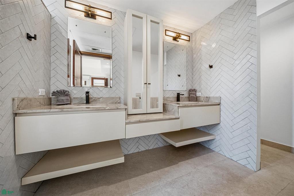Carao T2-2: 3BR Condo with Renovated Interiors in Reserva Conchal
