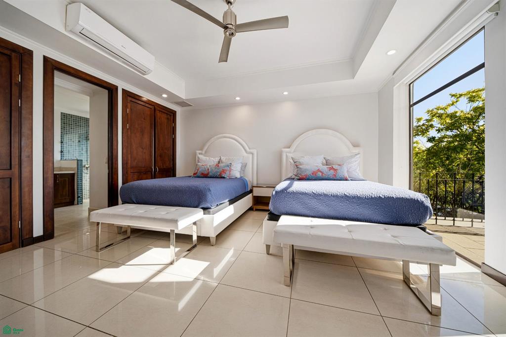 Carao T2-2: 3BR Condo with Renovated Interiors in Reserva Conchal