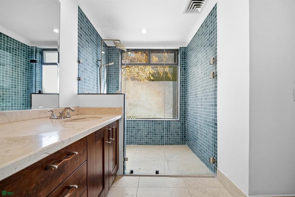 Carao T2-2: 3BR Condo with Renovated Interiors in Reserva Conchal