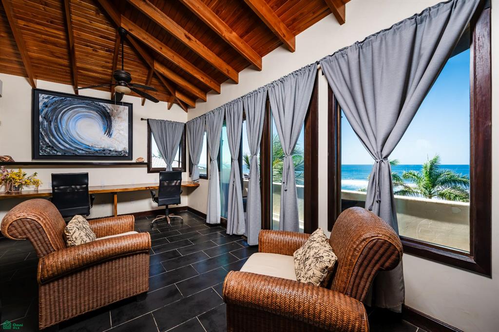 Villa Esperanza: Oceanfront in Playa Negra, Private Coastal Living with Direct Beach Access