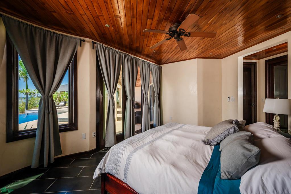 Villa Esperanza: Oceanfront in Playa Negra, Private Coastal Living with Direct Beach Access