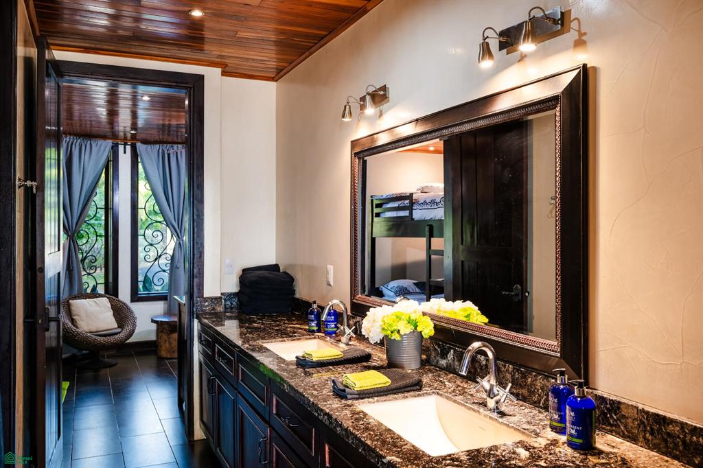 Villa Esperanza: Oceanfront in Playa Negra, Private Coastal Living with Direct Beach Access