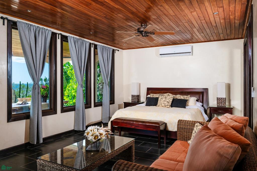 Villa Esperanza: Oceanfront in Playa Negra, Private Coastal Living with Direct Beach Access