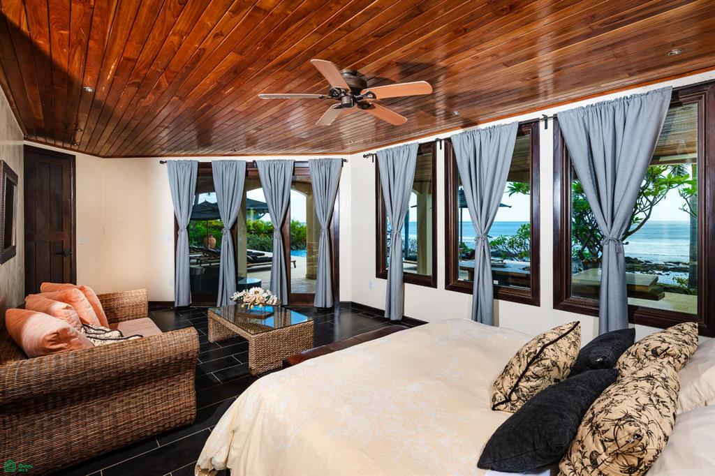 Villa Esperanza: Oceanfront in Playa Negra, Private Coastal Living with Direct Beach Access