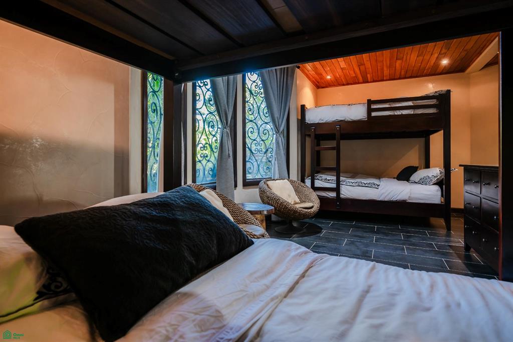 Villa Esperanza: Oceanfront in Playa Negra, Private Coastal Living with Direct Beach Access