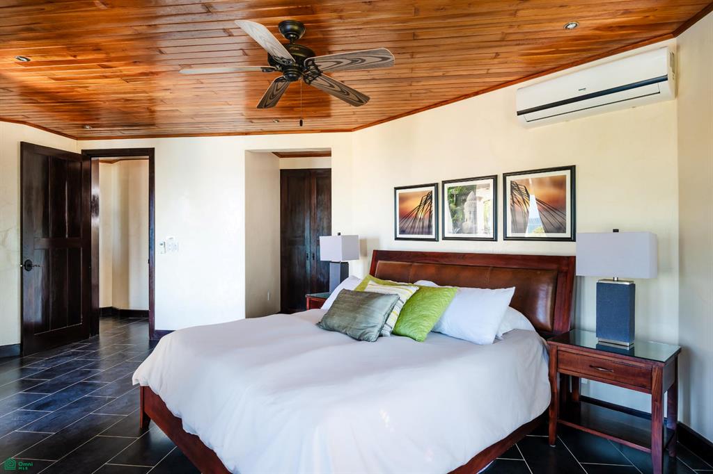Villa Esperanza: Oceanfront in Playa Negra, Private Coastal Living with Direct Beach Access