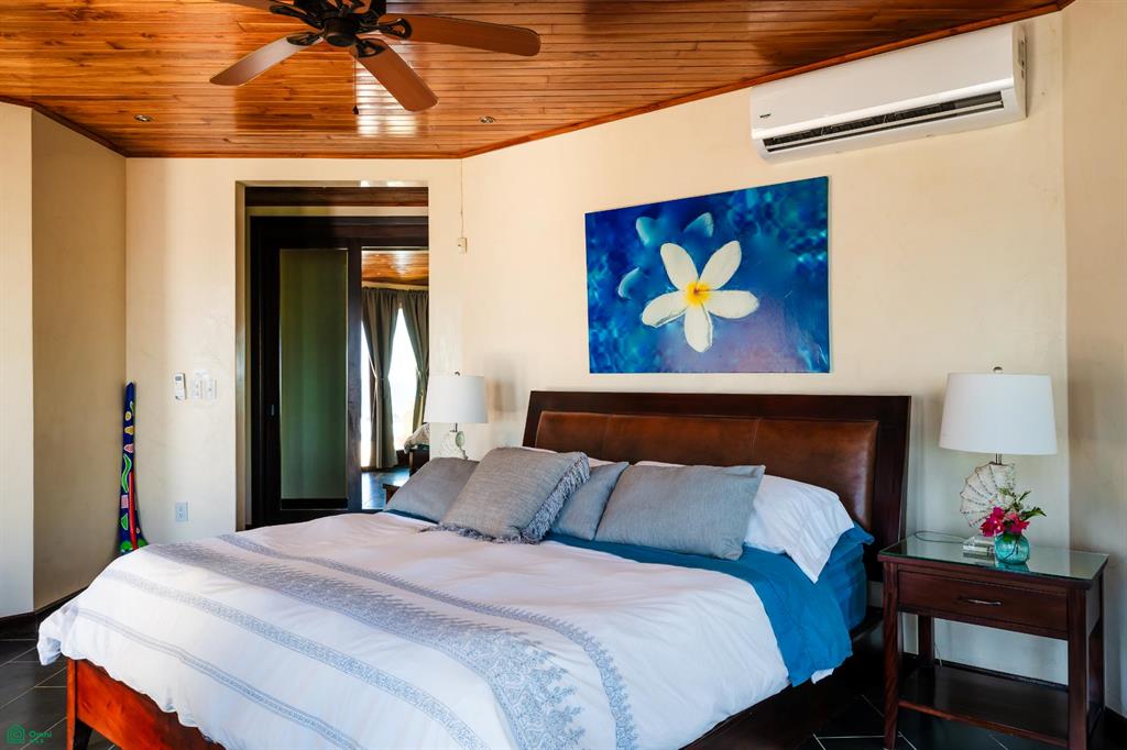 Villa Esperanza: Oceanfront in Playa Negra, Private Coastal Living with Direct Beach Access