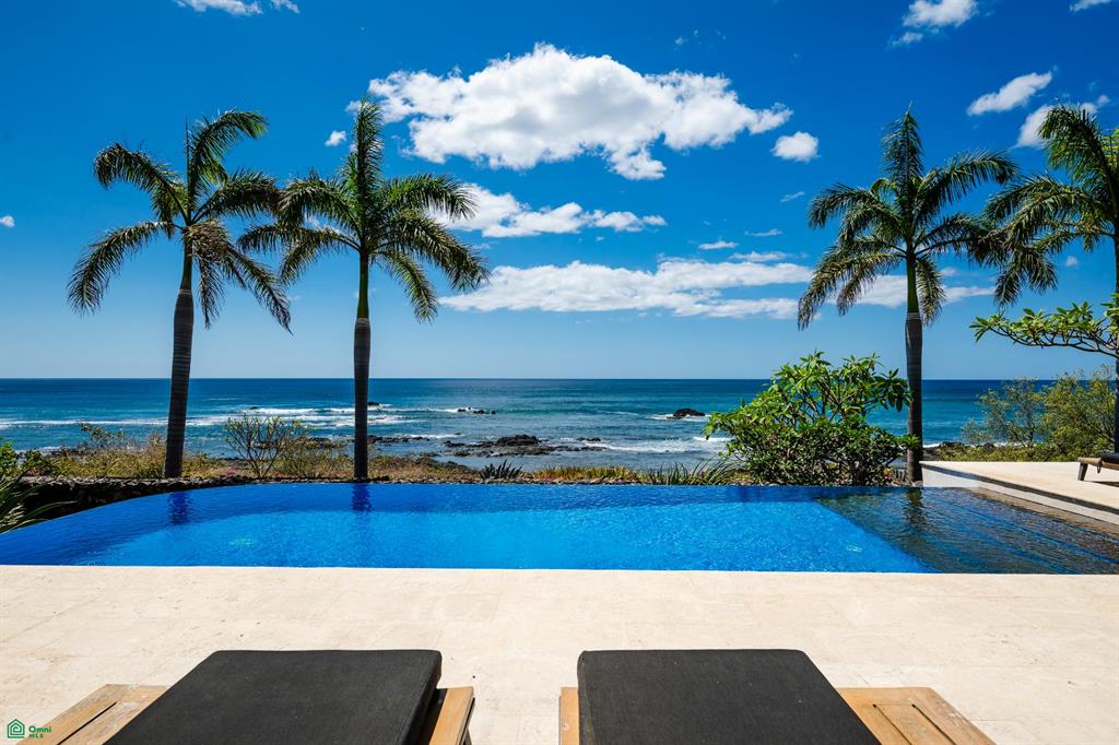 Villa Esperanza: Oceanfront in Playa Negra, Private Coastal Living with Direct Beach Access
