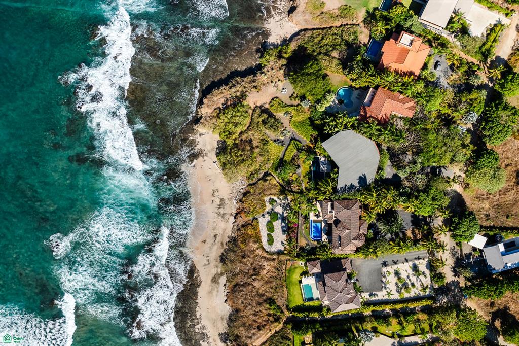Villa Esperanza: Oceanfront in Playa Negra, Private Coastal Living with Direct Beach Access