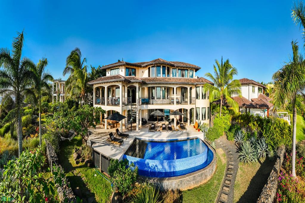 Villa Esperanza: Oceanfront in Playa Negra, Private Coastal Living with Direct Beach Access