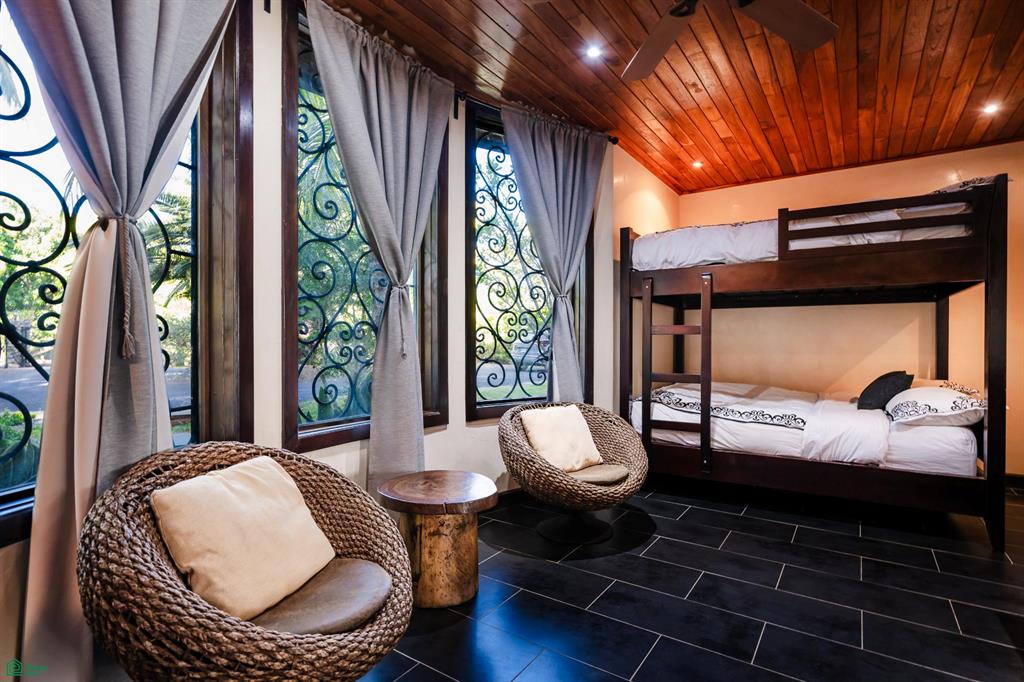 Villa Esperanza: Oceanfront in Playa Negra, Private Coastal Living with Direct Beach Access