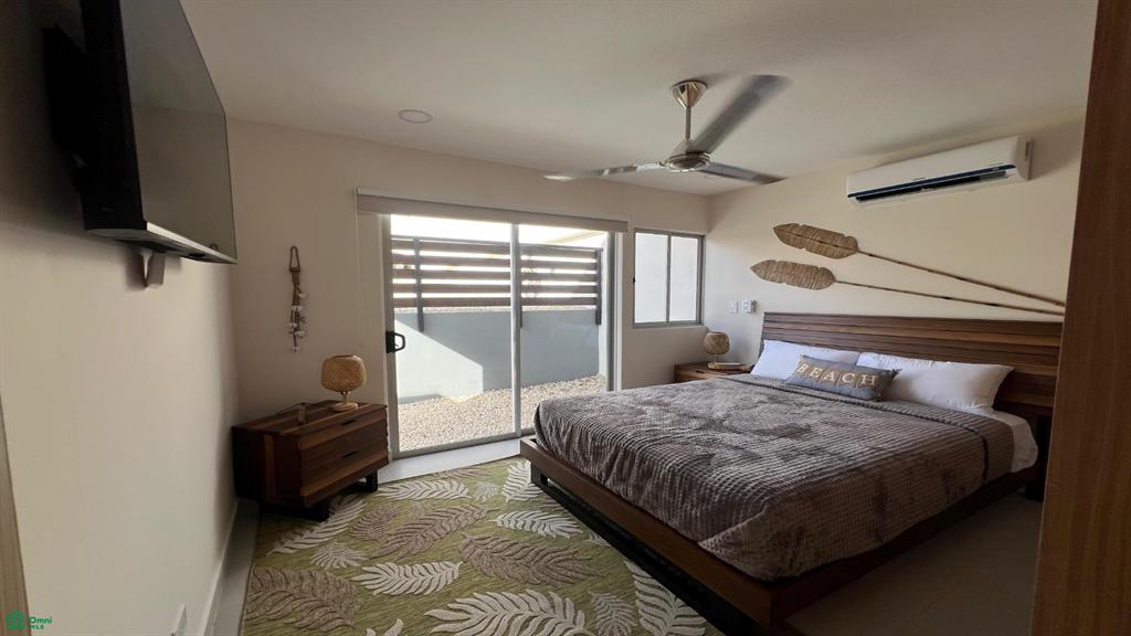 Casa Karu, Comfortable Modern Living in Santa Rosa Estates