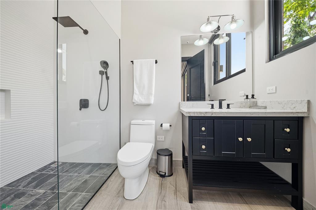 Casa Shangri-La | Modern Coastal Living in Surfside