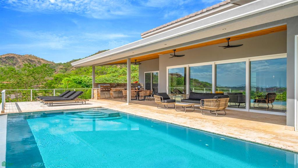 Dos Rios 65, Modern Ocean View Luxury Home with Studio Apartment