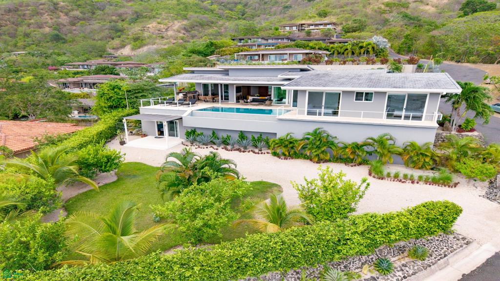 Dos Rios 65, Modern Ocean View Luxury Home with Studio Apartment