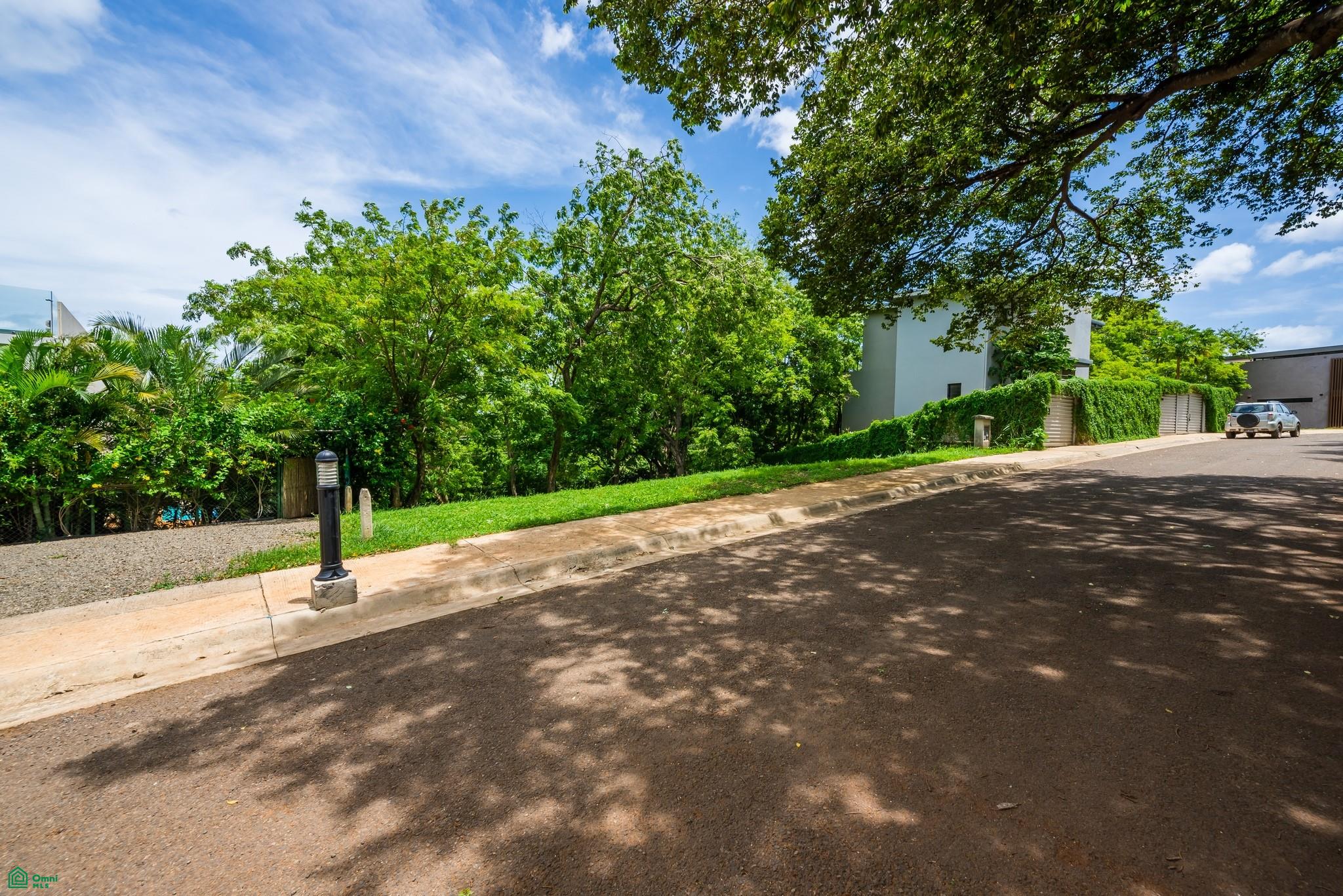 Tamarindo Park Hilltop Lot 14