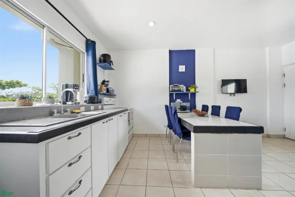 Villa Verde II #37 | Charming 2 Bedroom Condo Just 500 Meters from Tamarindo Beach