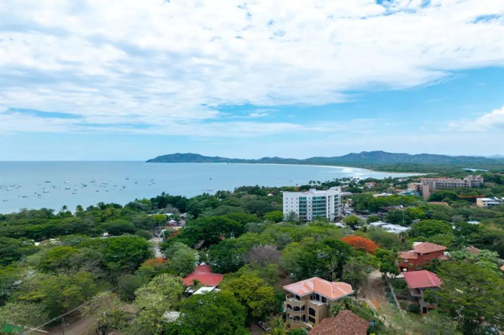 Villa Verde II #37 | Charming 2 Bedroom Condo Just 500 Meters from Tamarindo Beach