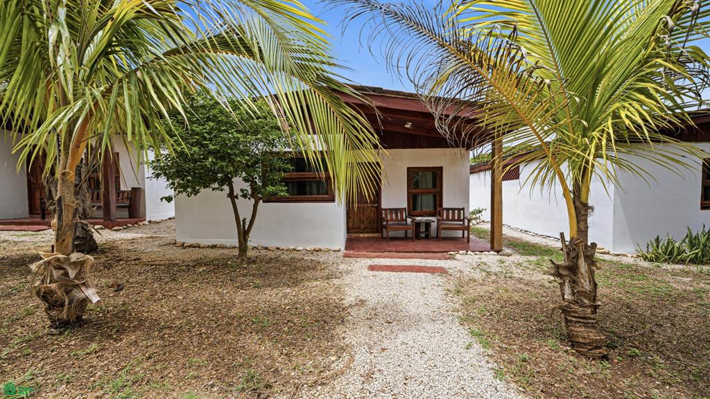 Las Salinitas de Playa Grande, Multi Casita Investment Property with Pool | Owner Financing Available