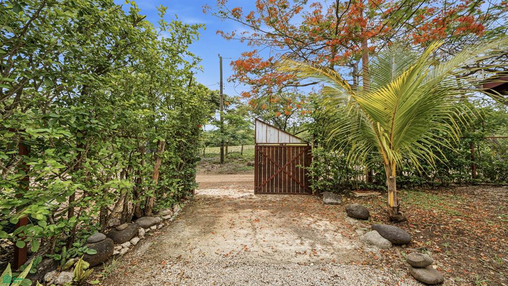 Las Salinitas de Playa Grande, Multi Casita Investment Property with Pool | Owner Financing Available