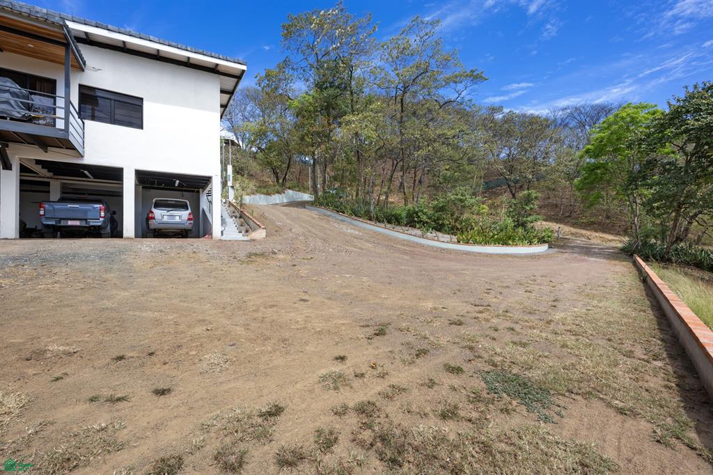 Casa Campanas