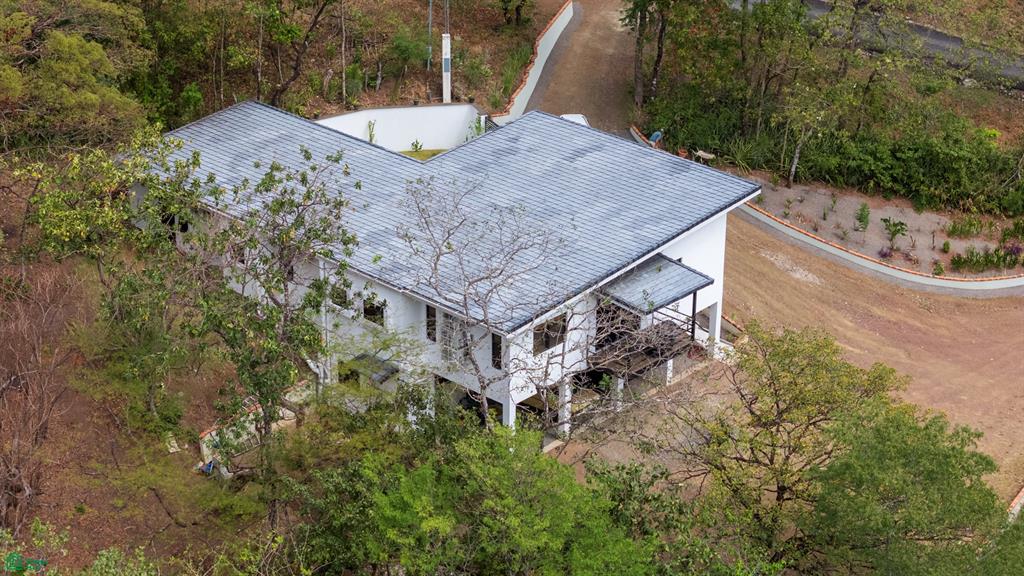 Casa Campanas
