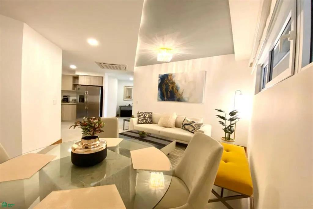 Peninsula 12