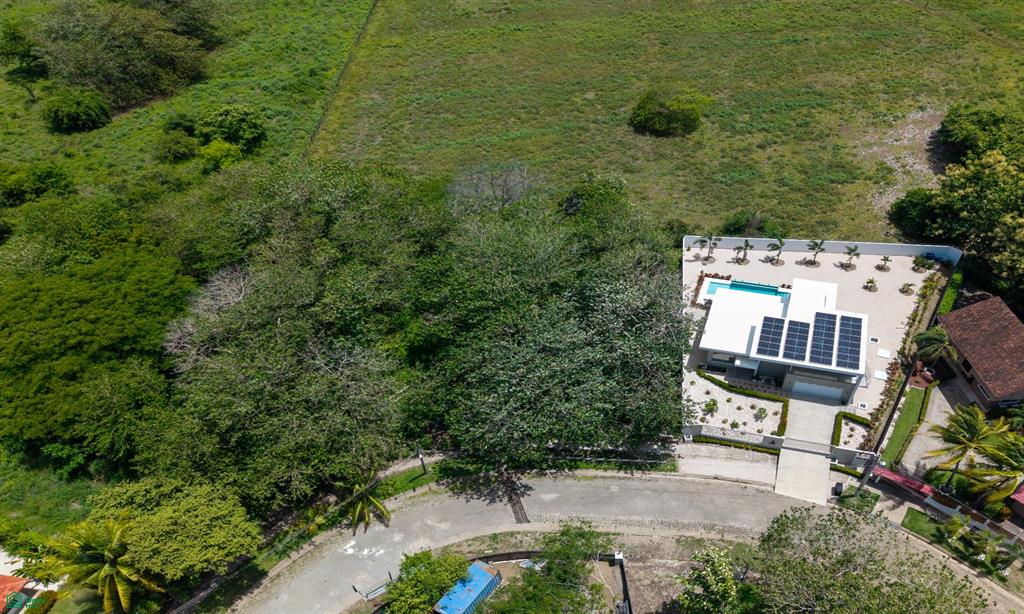 Flamingo Estates, Lot 16