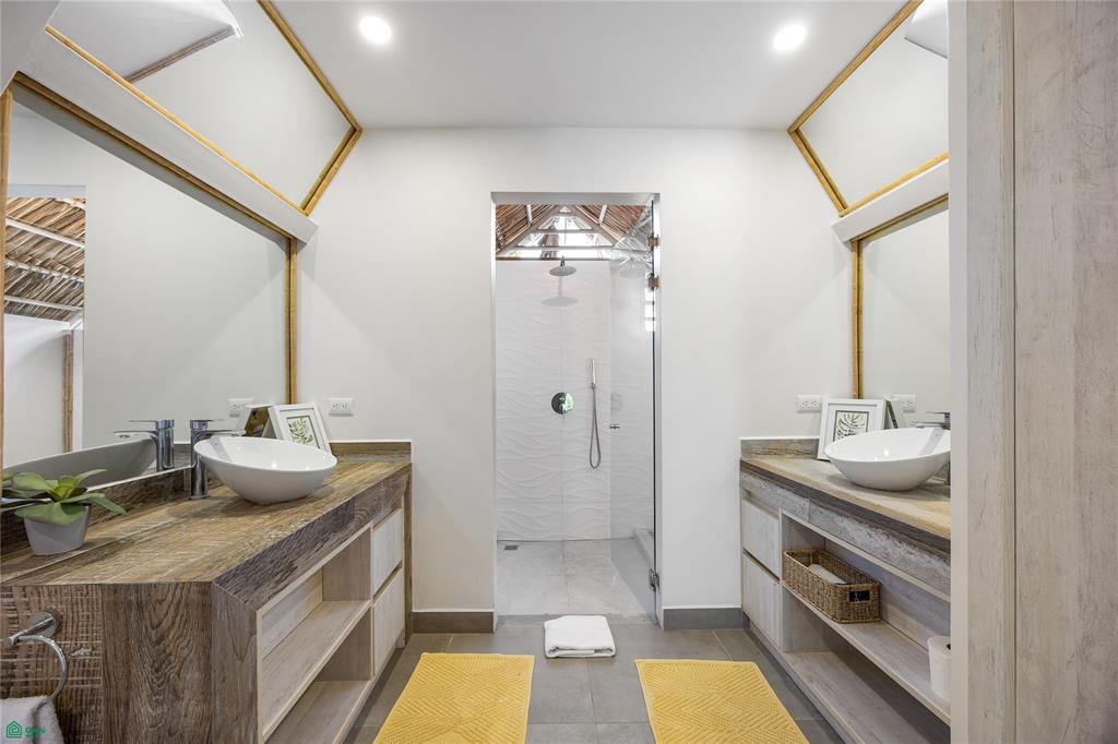 Les Voiles Blanches Luxury Lodge