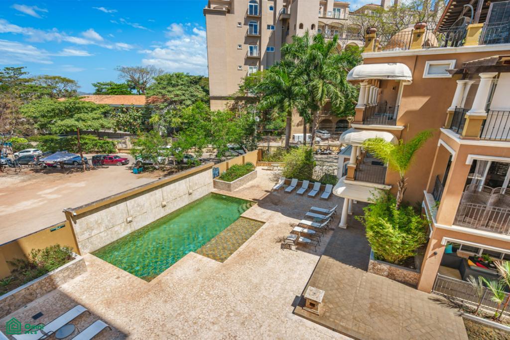 Boca Raca 9, Turnkey Condo Just Steps from Tamarindo Beach