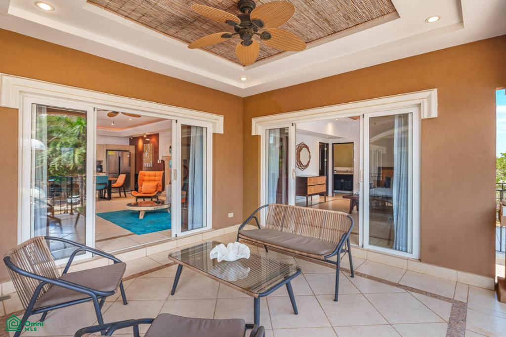 Boca Raca 9, Turnkey Condo Just Steps from Tamarindo Beach