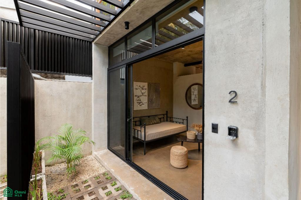 The Sandhaus