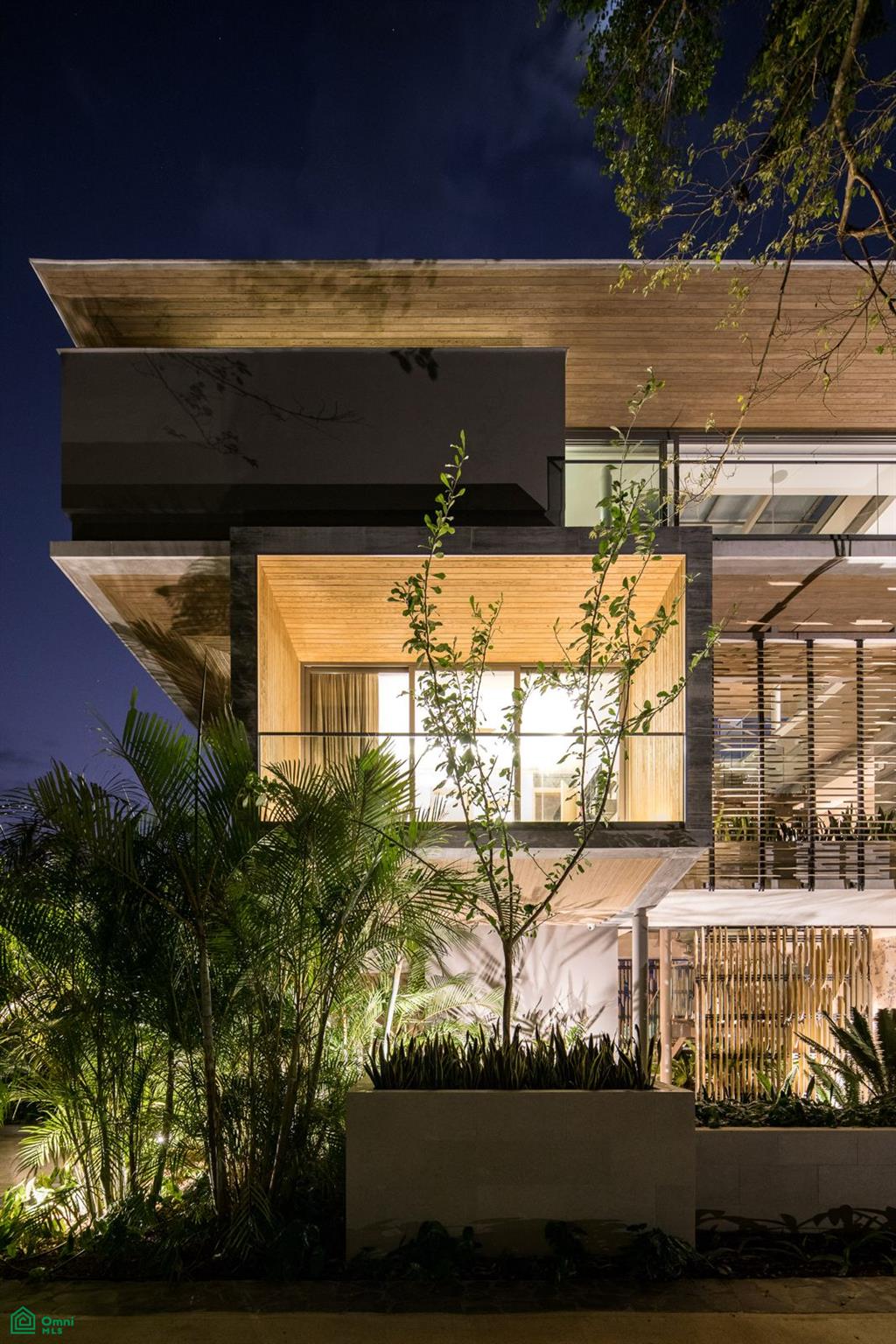 Atrium House