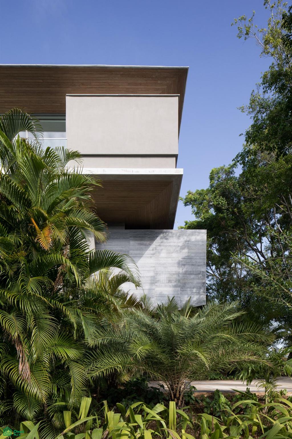 Atrium House