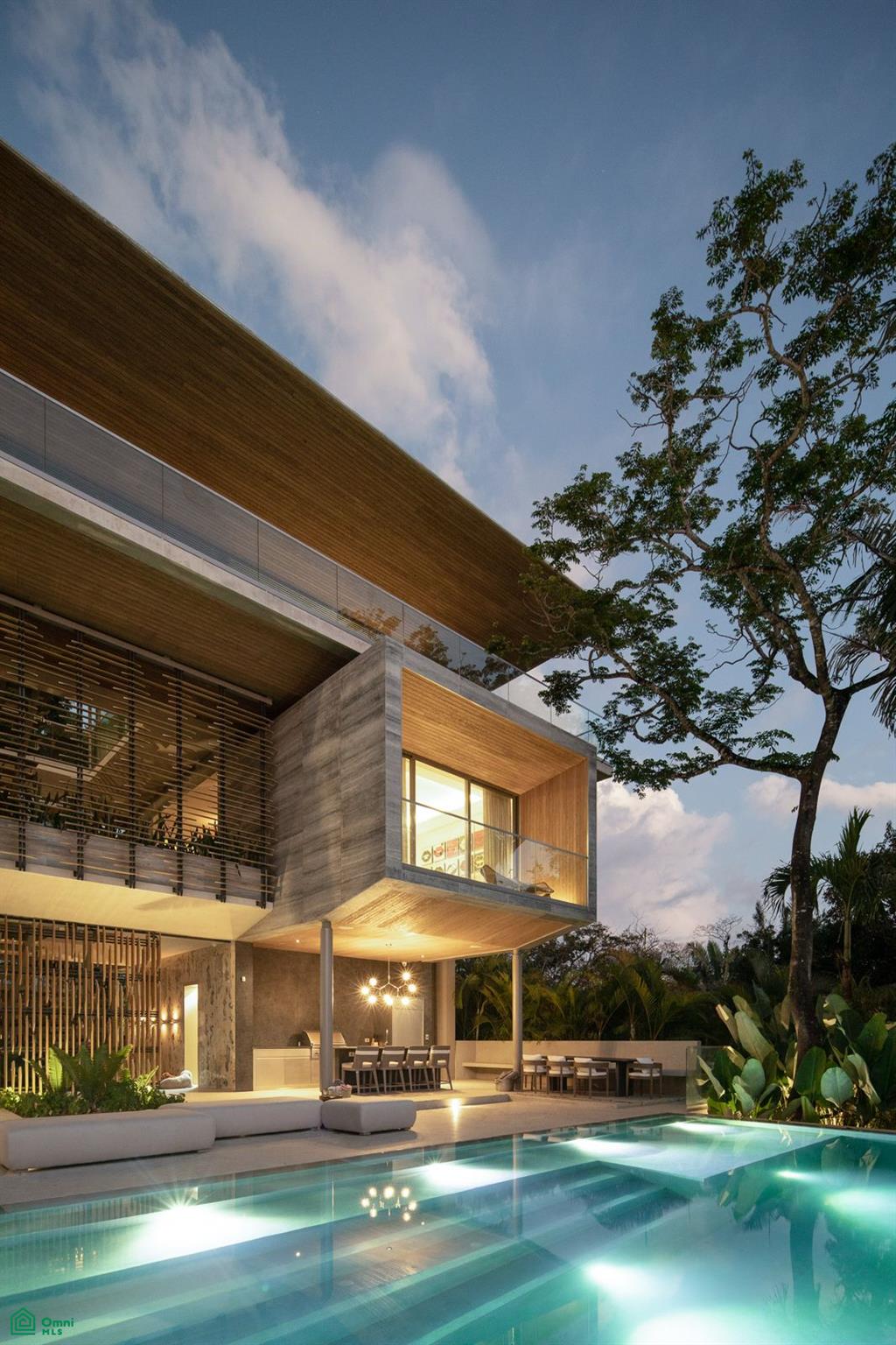 Atrium House